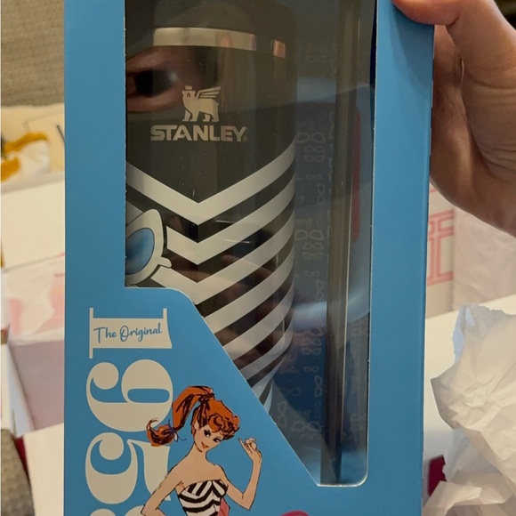 Stanley Barbie Complete Set - Picture 7 of 11